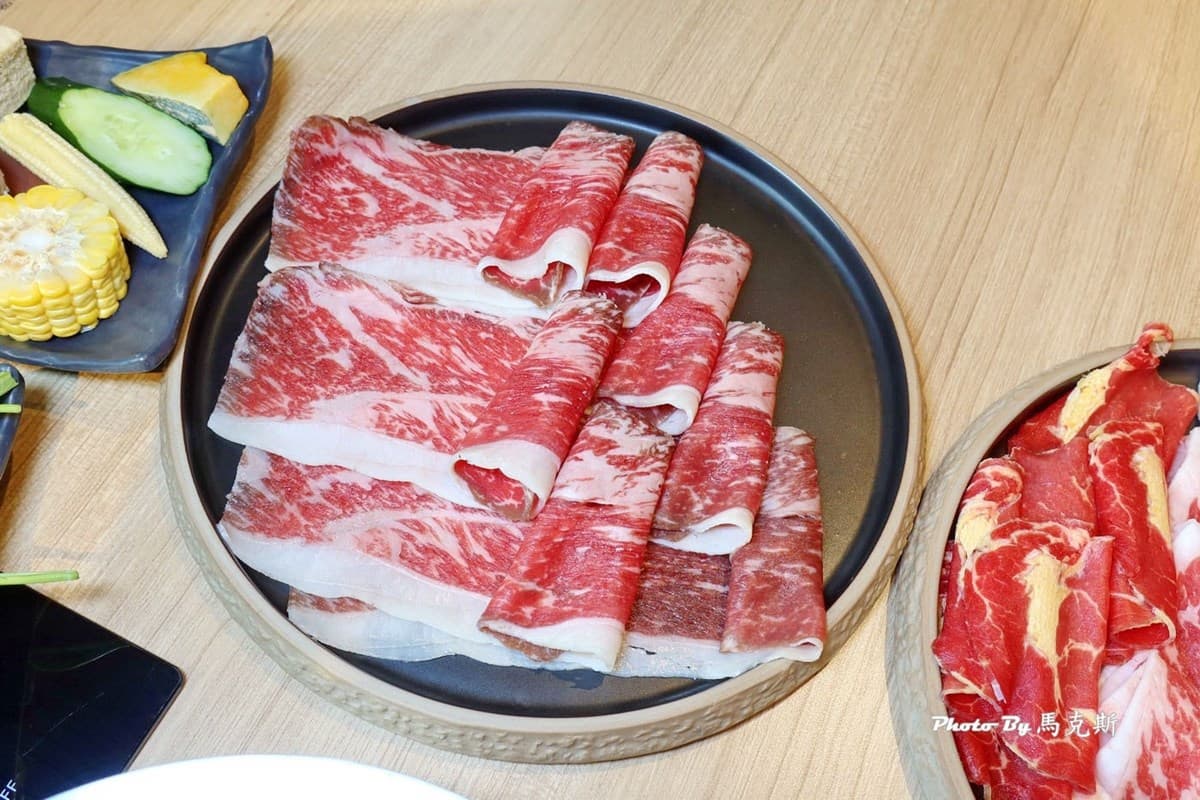 250元吃到飽!高CP值「紅磚老屋火鍋」30款蔬食自助吧、甜點飲品無限吃 250元吃到飽!高CP值「紅磚老屋火鍋」30款蔬食自助吧、甜點飲品無限吃