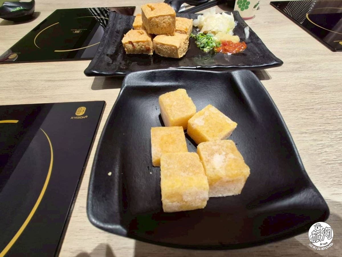 被火鍋耽誤的臭豆腐店!140元起平價小火鍋,必嗑蛤蜊絲瓜鍋、飲料免費暢飲 被火鍋耽誤的臭豆腐店!140元起平價小火鍋,必嗑蛤蜊絲瓜鍋、飲料免費暢飲