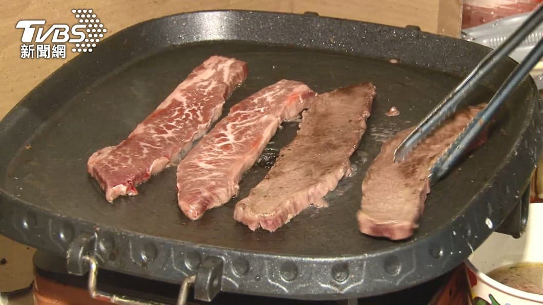 中庭、騎樓都不行!台中公共場域「禁止烤肉」、限同住家人,最高罰15000元 圖/TVBS 中秋烤不烤? 台中「限同住者」只能「家裡烤」