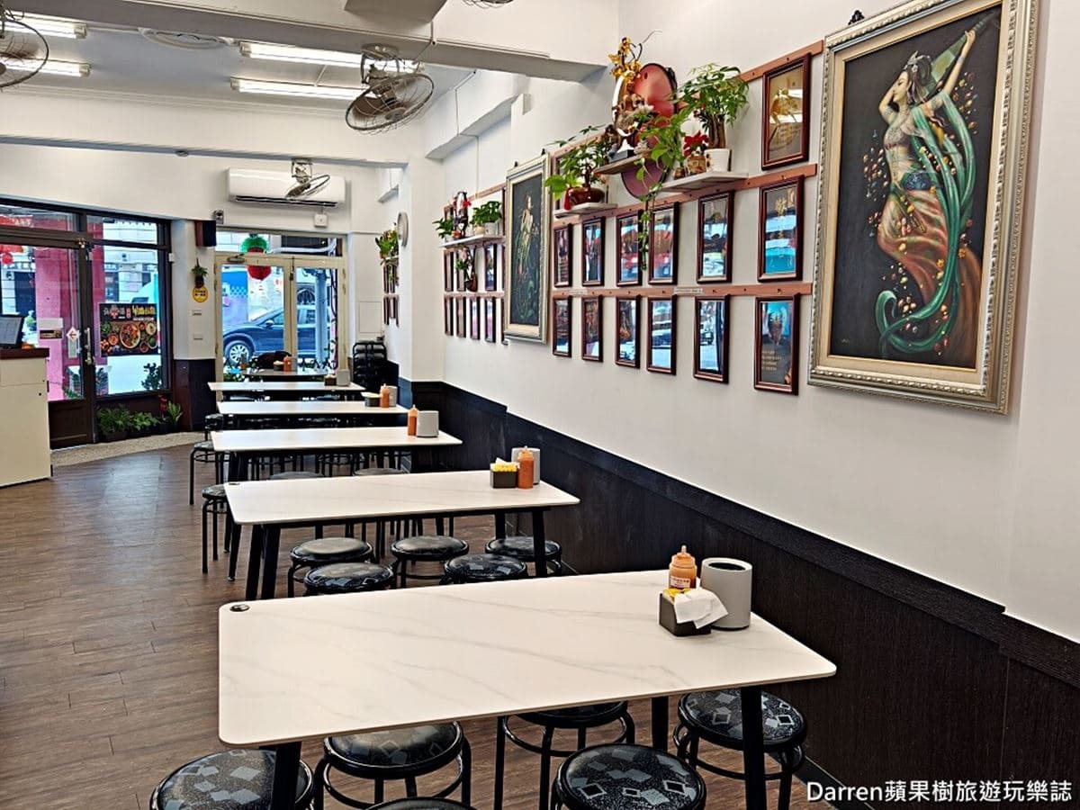 開店2年半獲必比登肯定!新竹城隍廟「人氣牛肉麵」濃郁入味,必夾靈魂滷味 開店2年半獲必比登肯定!新竹城隍廟「人氣牛肉麵」濃郁入味,必夾靈魂滷味