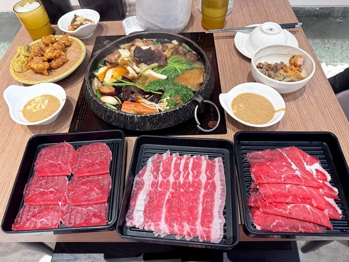 488元火鍋+炸雞吃到飽!4.7星「壽喜燒名店」現切牛肉海鮮、自助吧暢吃 488元火鍋+炸雞吃到飽!4.7星「壽喜燒名店」現切牛肉海鮮、自助吧暢吃