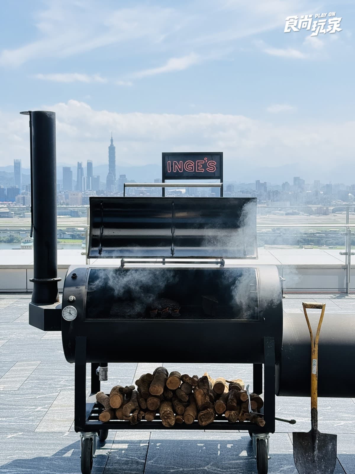 嘉義「預約困難BBQ」快閃台北!爽嗑巨無霸恐龍肋排,濃郁龍蝦麵激推必點 嘉義「預約困難BBQ」快閃台北!爽嗑巨無霸恐龍肋排,濃郁龍蝦麵激推必點