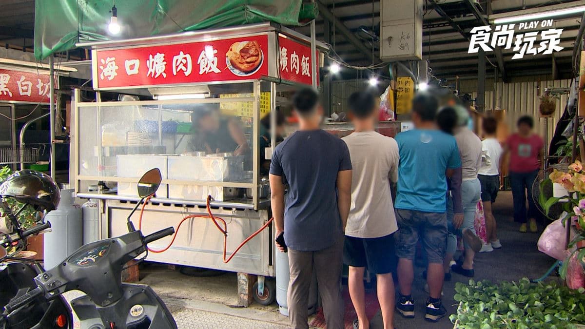 市場低調「超嫩爌肉飯」!必吃「愈嚼愈香腳筋飯」,世界級總鋪師也說讚 市場低調「超嫩爌肉飯」!必吃「愈嚼愈香腳筋飯」,世界級總鋪師也說讚