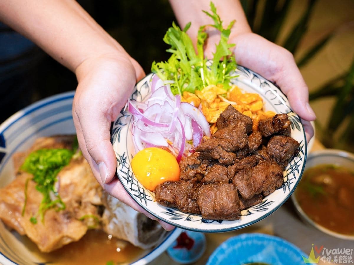 網推超強清燉牛肉麵!桃園「排隊牛肉麵」破萬則好評,巨無霸牛大骨晚來吃不到 網推超強清燉牛肉麵!桃園「排隊牛肉麵」破萬則好評,巨無霸牛大骨晚來吃不到