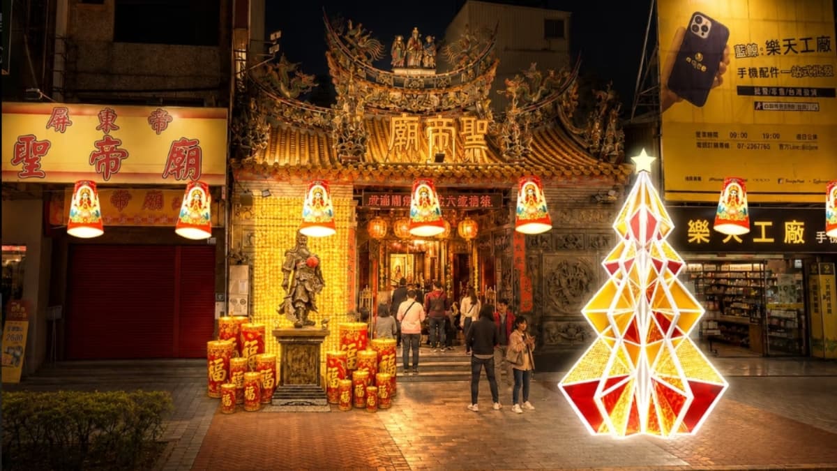 全台最早過聖誕的縣市!屏東聖誕節12大燈區搶先看:10米禮物盒、8米薑餅屋、夢幻光廊 全台最早過聖誕的縣市!屏東聖誕節12大燈區搶先看:10米禮物盒、8米薑餅屋、夢幻光廊