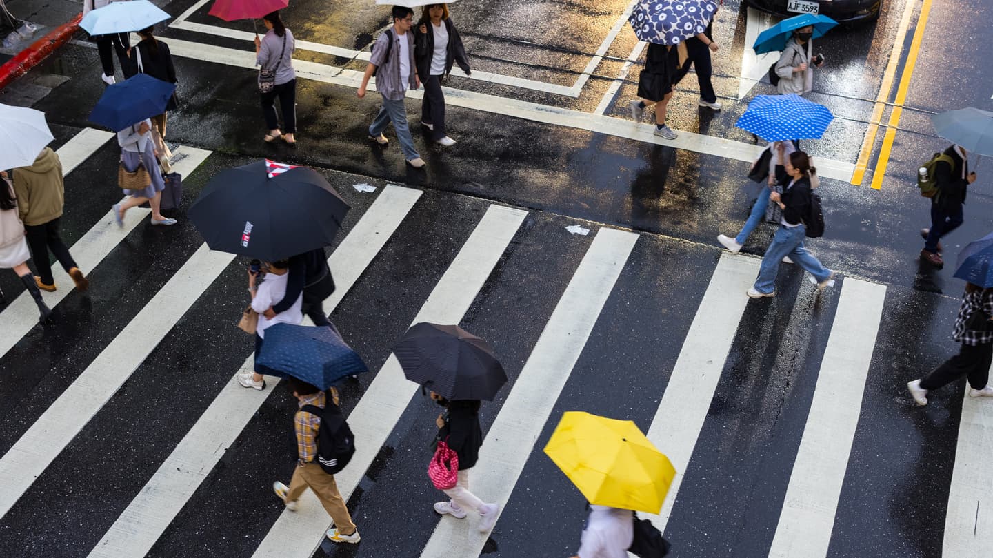 薔琵颱風最快晚上生成!今起變天4地轉雨,週五回暖「這天」再轉涼