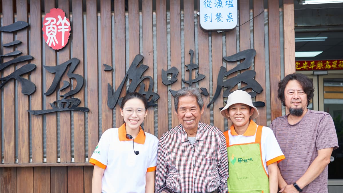 連年必比登推薦!台南虱目魚產地直擊「最後一哩路」,體驗魚塭捕撈再吃現煮鮮魚 連年必比登推薦!台南虱目魚產地直擊「最後一哩路」,體驗魚塭捕撈再吃現煮鮮魚
