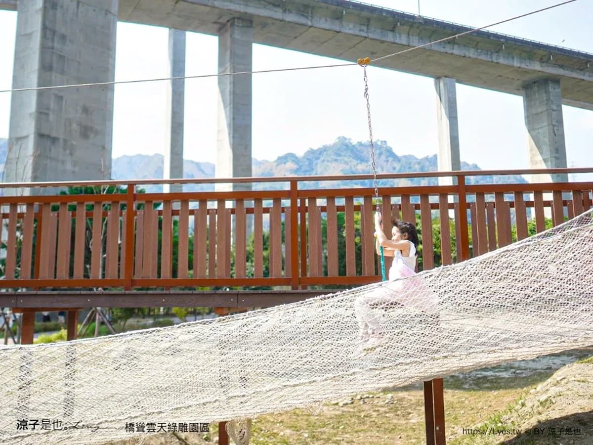 超刺激「免費親子遊園區」藏這!10種攀岩、繩索橋玩到嗨,70公尺高架橋必拍 超刺激「免費親子遊園區」藏這!10種攀岩、繩索橋玩到嗨,70公尺高架橋必拍