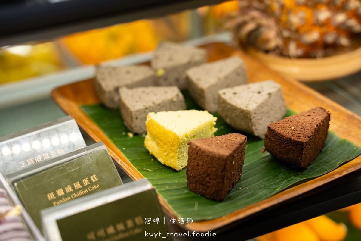 板橋超狂「泰式吃到飽」!50道料理「火山排骨、牛排」無限吃,299元泰啤暢飲 板橋超狂「泰式吃到飽」!50道料理「火山排骨、牛排」無限吃,299元泰啤暢飲