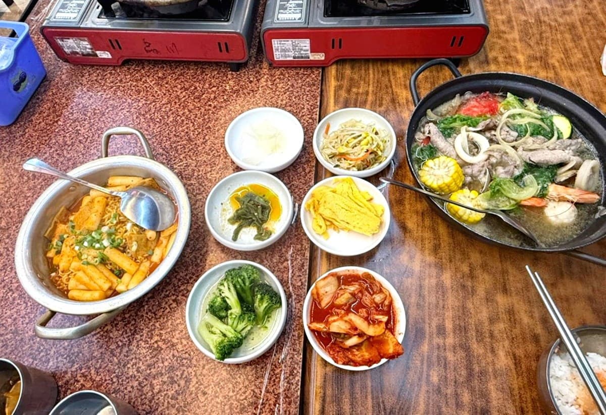 170元起吃到飽!韓國老闆「平價韓式料理」免費續小菜、玉子燒,必點炒年糕 170元起吃到飽!韓國老闆「平價韓式料理」免費續小菜、玉子燒,必點炒年糕