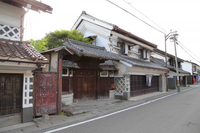 到日本東北 住日本人家裡學藍染工藝 村田町_土藏建築_01.jpg