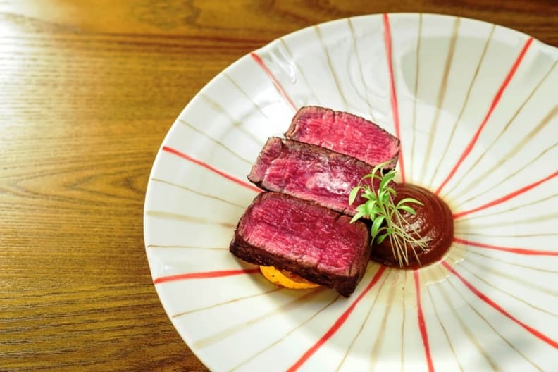 主廚林明健(Chef Kin)揮灑創意的新場域 主廚林明健(Chef Kin)揮灑創意的新場域