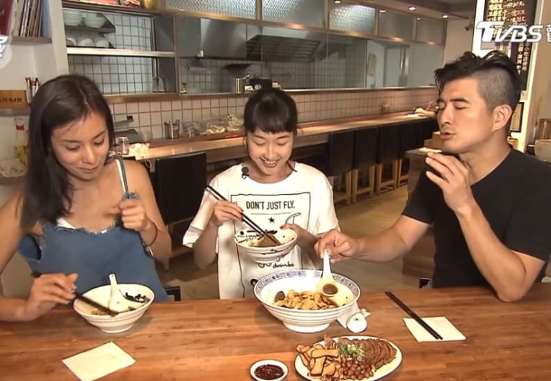 邵昕開的眷村媽媽味牛肉麵!平價美味有質感