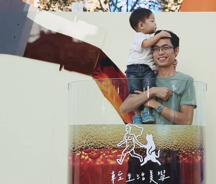 台中打卡新地標! 格列佛「大人國遊記」的清爽風格書桌 6.jpg