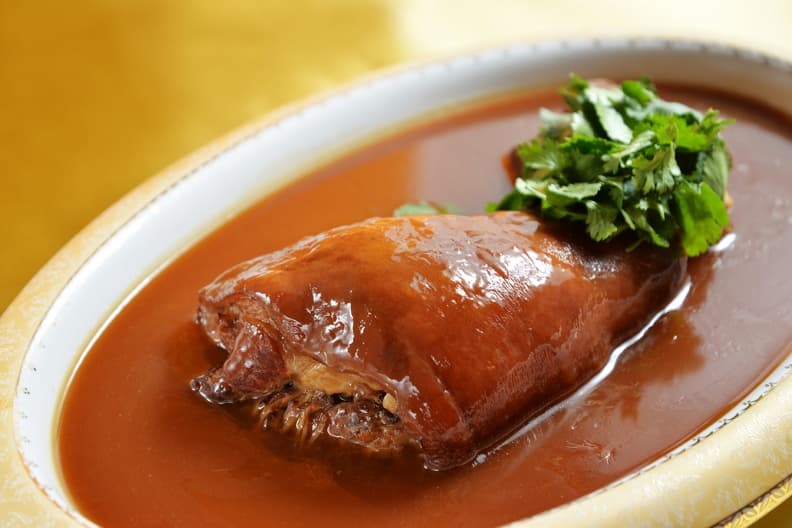 復刻老台菜 貴氣「阿舍菜」一次嚐27道料理