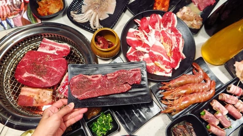 【新開店】超狂燒肉放題!比臉大安格斯牛排599任你吃