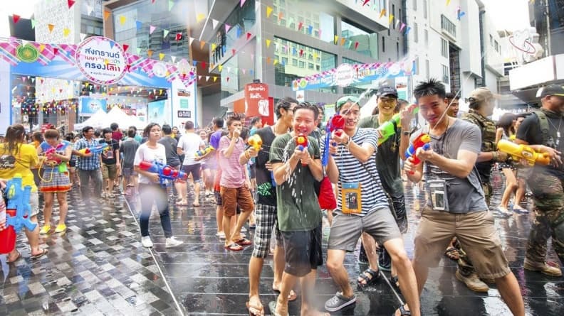 比去墾丁還快!全球最大規模「潑水大戰」準備卡位沒?