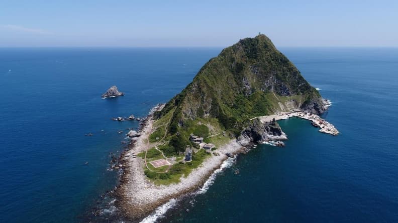 封島整修3年!基隆嶼重新開放,豋島看山望海+看首座太陽能燈塔!