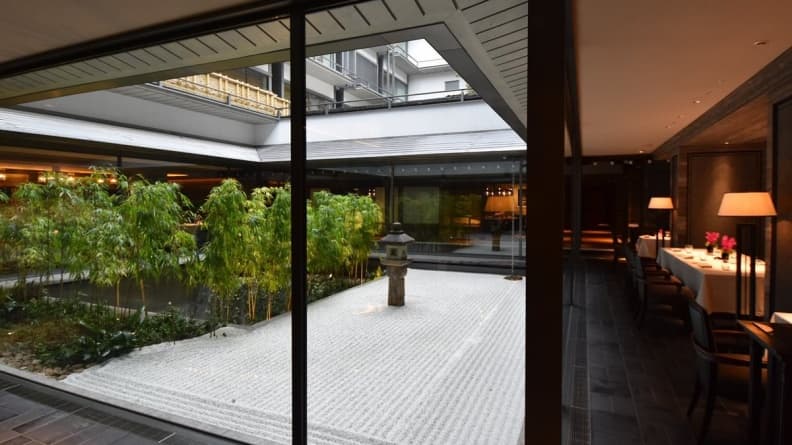 搭小船住400年祕境古宅!3家超美「京都風設計旅店」此生必住