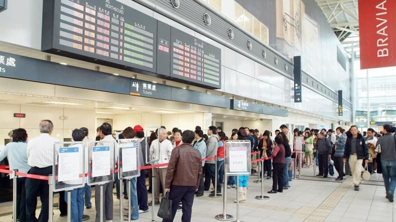 大學生準備搶票!高鐵加開「寒假5折」返鄉列車,明起開賣