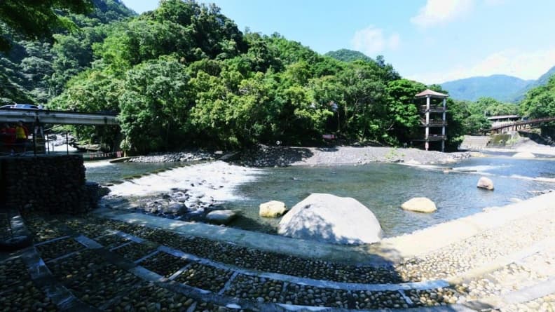 唯一合法戲水溪流!小烏來「宇內溪」夏日戲水區6月開放