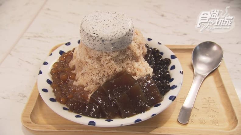 網美冰果室!職人精神打造的台式剉冰,芝麻奶酪、黑糖粉粿、杏仁豆腐通通超香濃