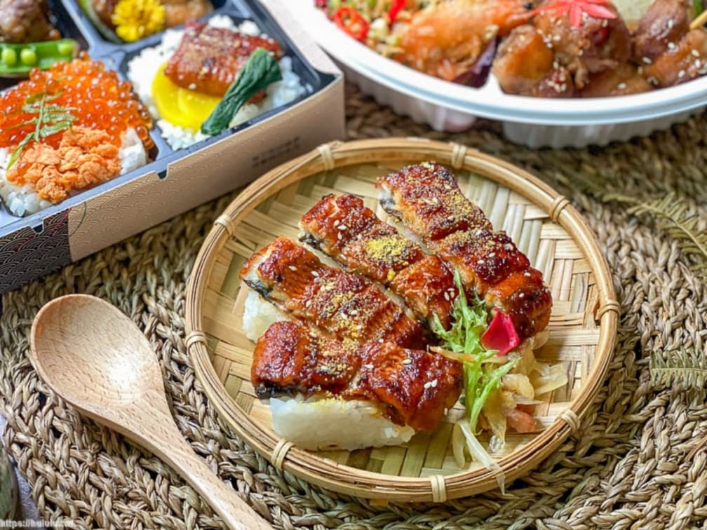 超澎派!日式居酒屋推「海鮮餐盒」鋪滿12款好料,小資族必點「雙主食便當」只要150元 超澎派!日式居酒屋推「海鮮餐盒」鋪滿12款好料,小資族必點「雙主食便當」只要150元