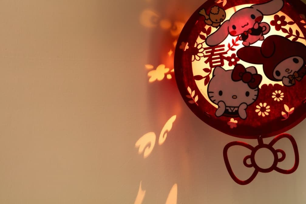 HOLA「三麗鷗光影燈籠」美翻!每日限定搶拿,還有復古餐具組過元宵 HOLA「三麗鷗光影燈籠」美翻!每日限定搶拿,還有復古餐具組過元宵