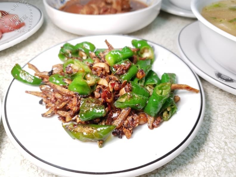 10元白粥吃到飽!阿嬤味「清粥小菜」藏身理髮店,網評5星滿分吃過都說讚 10元白粥吃到飽!阿嬤味「清粥小菜」藏身理髮店,網評5星滿分吃過都說讚