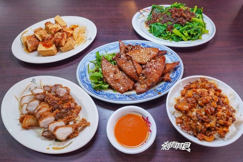 台中人激推熱炒!招牌必點「被擔仔麵耽誤滷肉飯」,從中午一路爽吃到宵夜 台中人激推熱炒!招牌必點「被擔仔麵耽誤滷肉飯」,從中午一路爽吃到宵夜