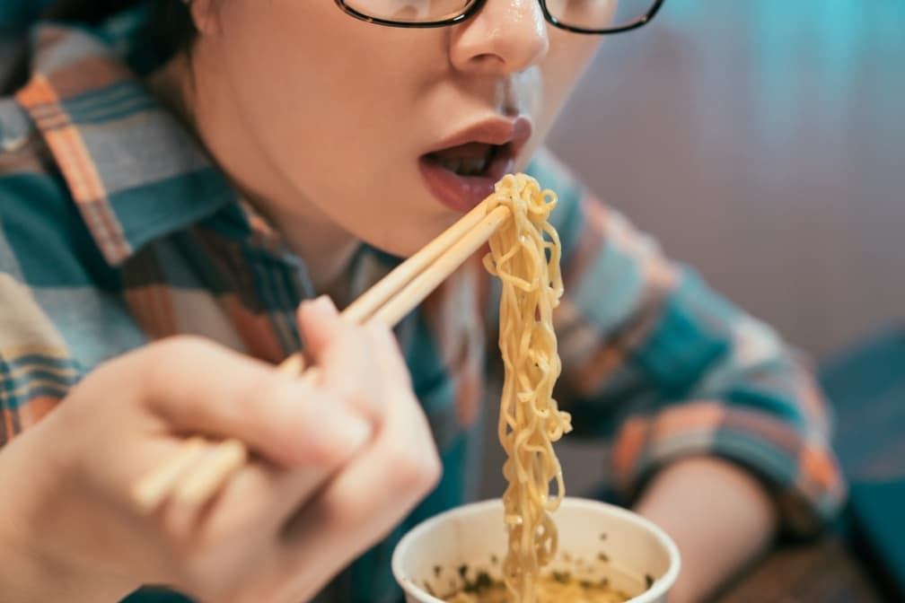 最懷念哪款絕版泡麵?網友點名「它」:熱量僅157卡、口味多元,是宵夜首選 最懷念哪款絕版泡麵?網友點名「它」:熱量僅157卡、口味多元,是宵夜首選