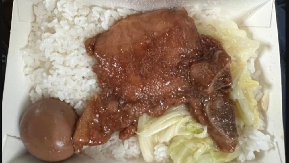 成本考量?60元台鐵便當少了1靈魂配菜,網友崩潰:以後不吃了