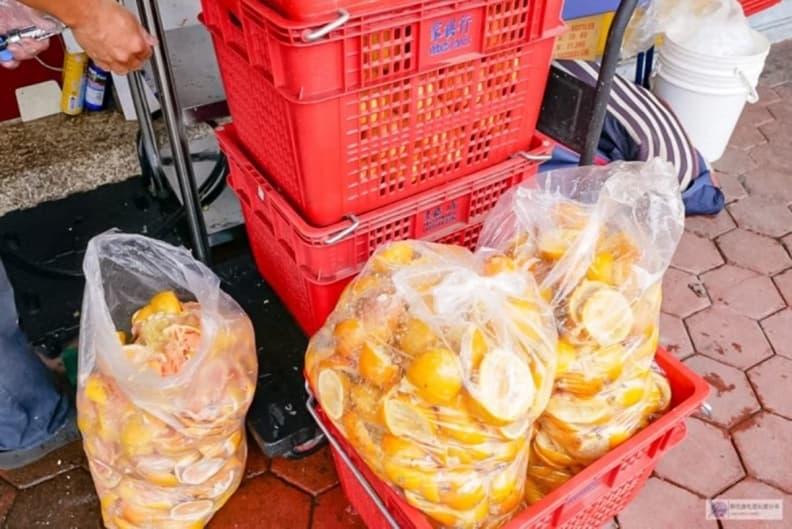 嘉義人一定喝過!隱藏版「葡萄柚綠茶始祖」是這家,老饕必加2顆梅子更回甘 嘉義人一定喝過!隱藏版「葡萄柚綠茶始祖」是這家,老饕必加2顆梅子更回甘