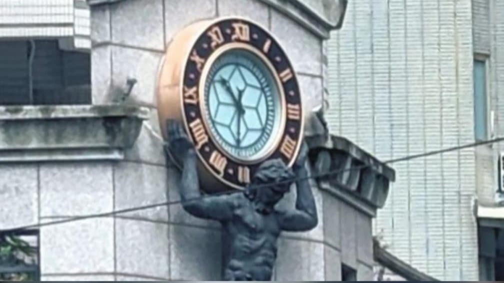 IKEA大玩「抬鐘人=台中人」諧音哏!「逃猿人」「高熊人」20張照片全網笑翻 IKEA大玩「抬鐘人=台中人」諧音哏!「逃猿人」「高熊人」20張照片全網笑翻