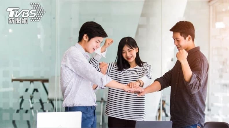 3星座8月事業財運旺!獅子座業績成長,「第1名」工作獲回報存款增加 3星座8月事業財運旺!獅子座業績成長,「第1名」工作獲回報存款增加