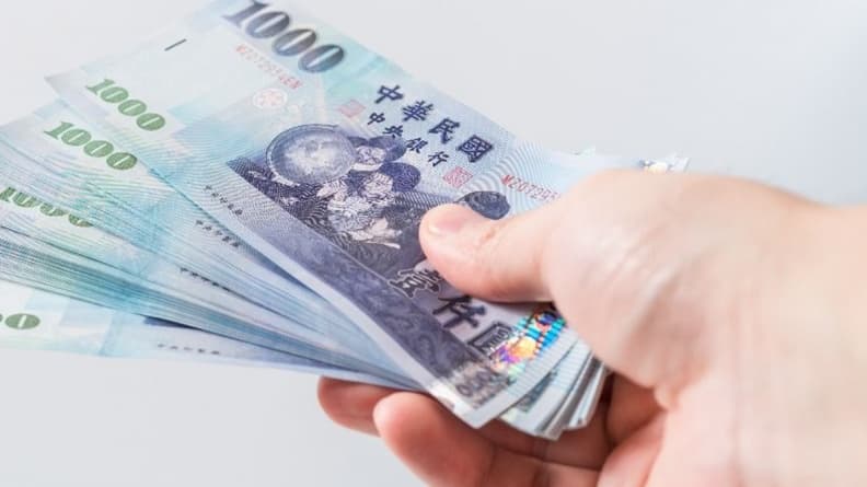 「這幾區」學生領錢了!國小到研究所獎助金最高1萬元,申請辦法一次看