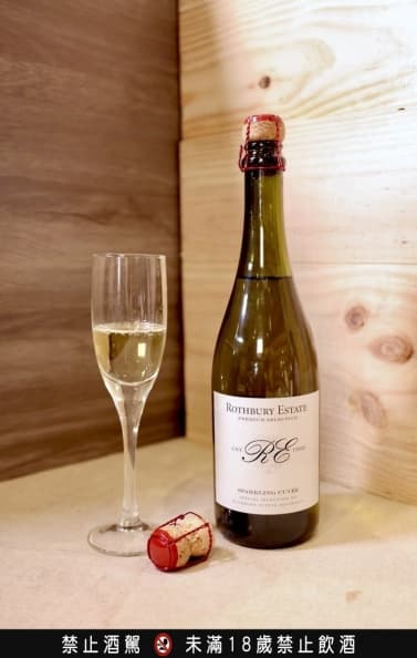 【食尚酒專欄】340元起!高CP值「家樂福白酒」就買這7支!達人教你搭餐祕訣 【食尚酒專欄】340元起!高CP值「家樂福白酒」就買這7支!達人教你搭餐祕訣