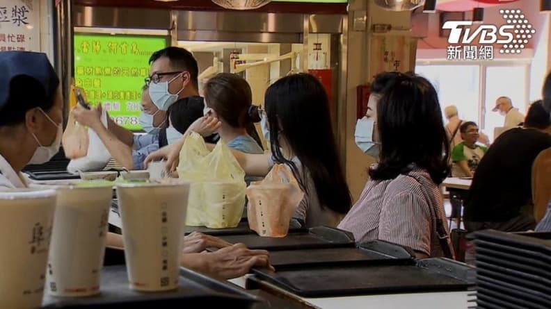 他好奇「阜杭豆漿」真的好吃還是吃名氣?老饕大推1品項:排隊就為它 他好奇「阜杭豆漿」真的好吃還是吃名氣?老饕大推1品項:排隊就為它