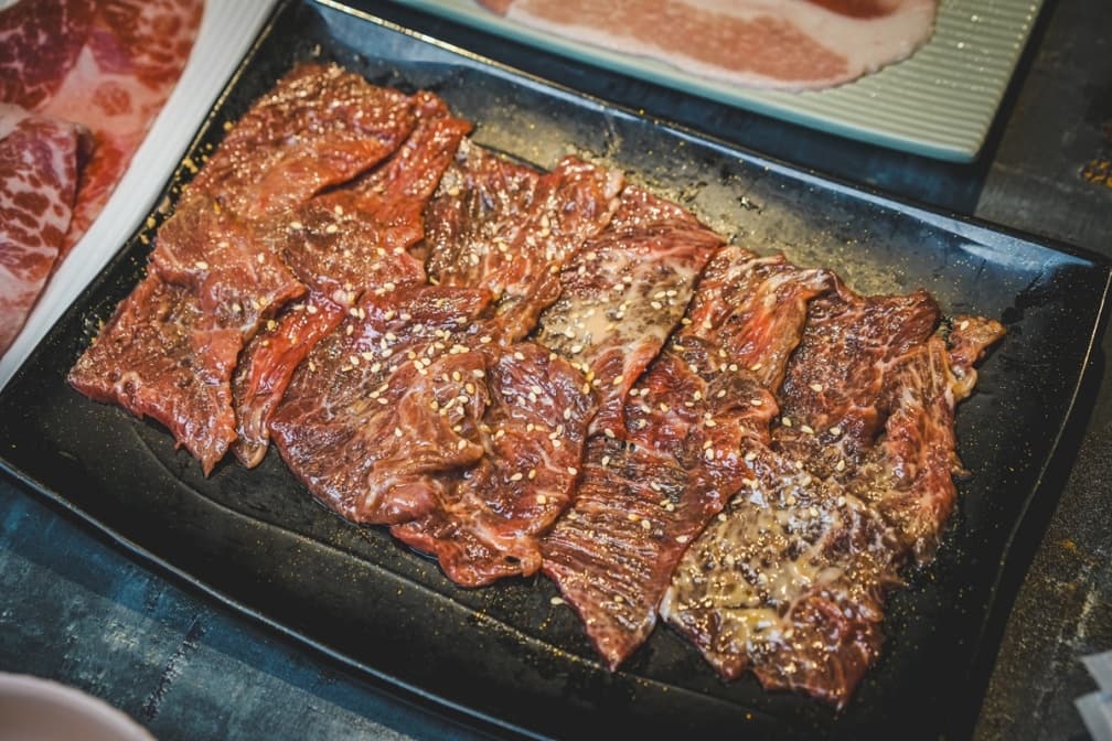 【獨家】肉品買一送一!超夯「麻辣鴛鴦鍋」AI教父也愛嗑,必點老撈滑牛 【獨家】肉品買一送一!超夯「麻辣鴛鴦鍋」AI教父也愛嗑,必點老撈滑牛