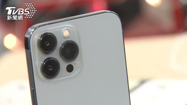 哪代iPhone CP值最高?他i7用7年想換機問卦,一票網友推「它」便宜實惠 哪代iPhone CP值最高?他i7用7年想換機問卦,一票網友推「它」便宜實惠