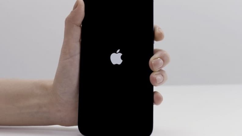 哪代iPhone CP值最高?他i7用7年想換機問卦,一票網友推「它」便宜實惠