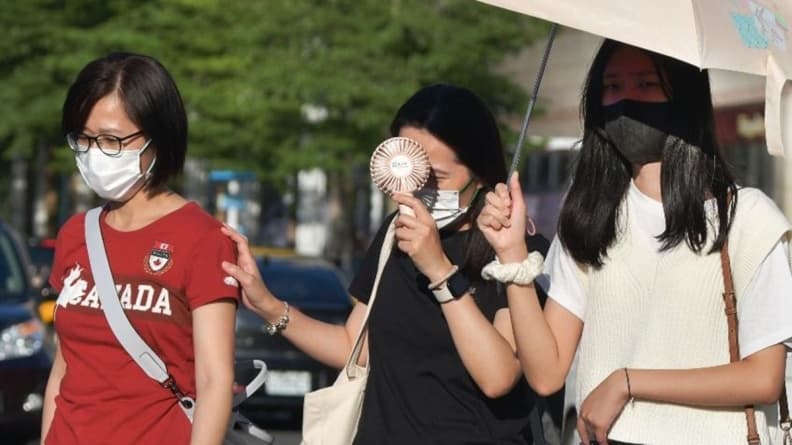 本週天氣2段式變化!外出需防空氣品質不佳,「這天」起變天雨區擴大