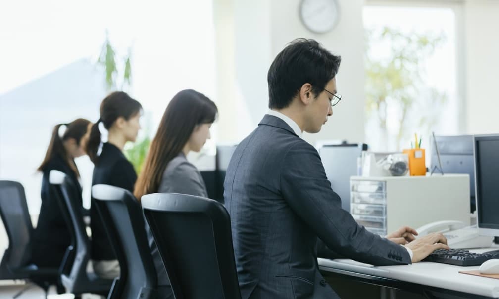 上班族請假好難?近7成曾遭主管質疑或刁難,5大常用請假理由曝光