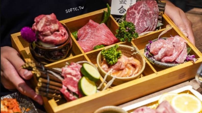 逛完三創吃什麼?不只美食街,在地私藏13間:排隊喇舌麵、肉控丼飯、約會餐酒館 逛完三創吃什麼?不只美食街,在地私藏13間:排隊喇舌麵、肉控丼飯、約會餐酒館