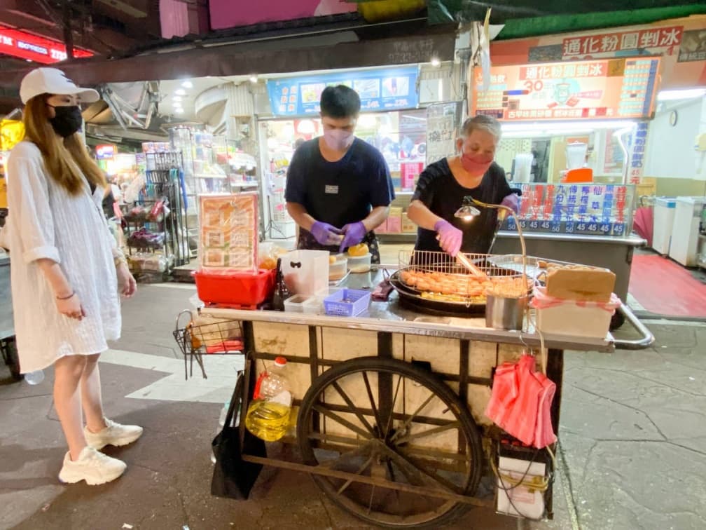 通化街美食推薦16家!臨江街夜市米其林湯圓、宵夜意麵 通化街美食推薦16家!臨江街夜市米其林湯圓、宵夜意麵