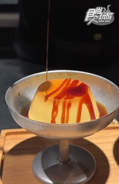 嗑現撈現烤肥美松葉蟹!號稱「被燒肉耽誤的現流海鮮店」,排隊燒肉新品牌+1 嗑現撈現烤肥美松葉蟹!號稱「被燒肉耽誤的現流海鮮店」,排隊燒肉新品牌+1