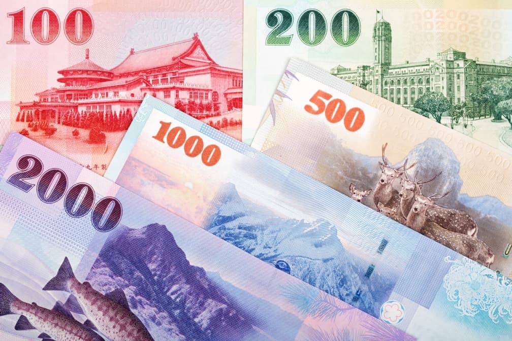 2024龍年「五色錢鈔生財法」!3步驟自製錢母,放對位置以錢生錢 2024龍年「五色錢鈔生財法」!3步驟自製錢母,放對位置以錢生錢