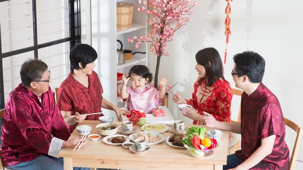 勿久坐打麻將!醫生曝過年5大NG行為,踩雷恐傷身毀假期