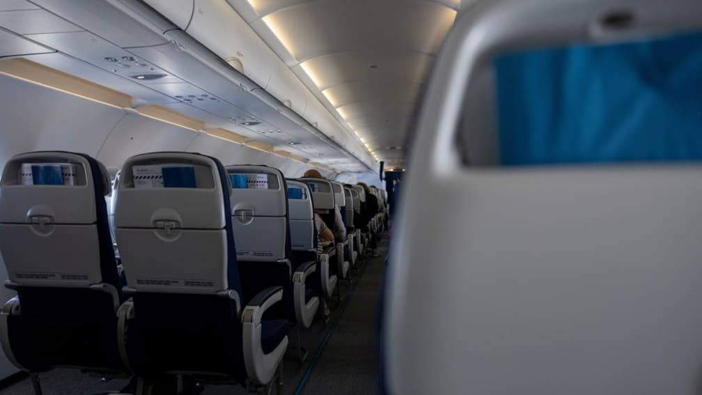 出國搭飛機坐哪裡最好?資深空服員曝「最佳座位」:腳部空間寬敞、下機快 出國搭飛機坐哪裡最好?資深空服員曝「最佳座位」:腳部空間寬敞、下機快