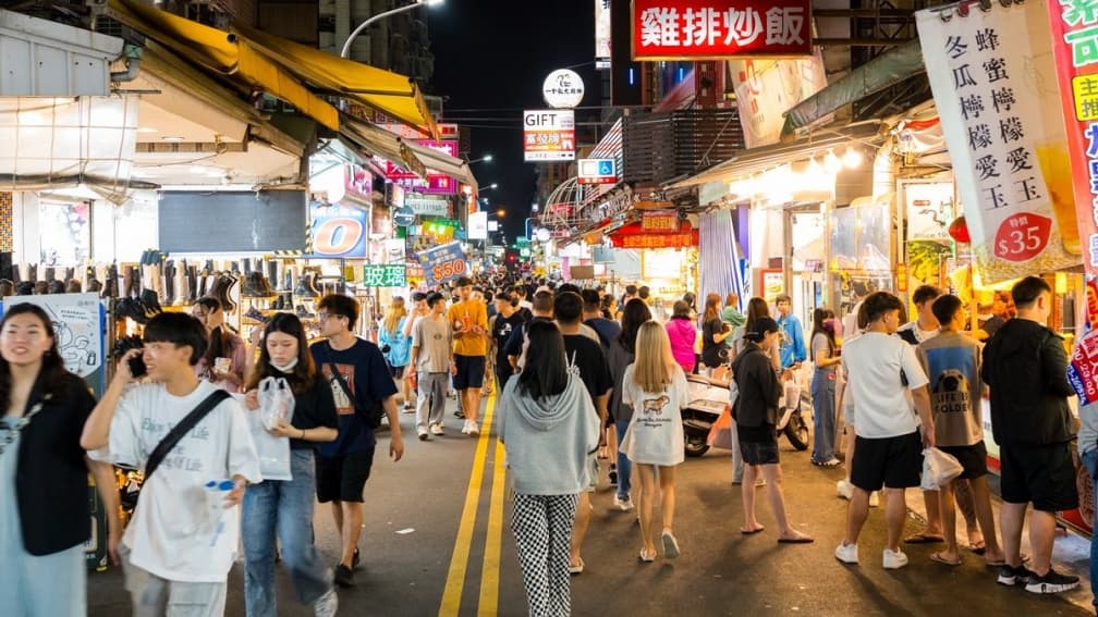 德國人驚豔台灣1小吃!一次狂吃3支大讚「奇蹟」,網友:搭1物好吃到升天
